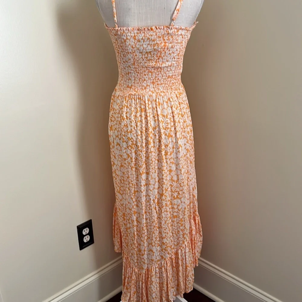 ☀️Smocked Spaghetti Strap Maxi. Size Medium